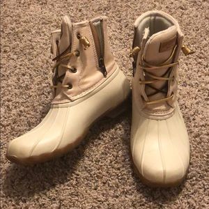 White Size 9 Sperry Duck Boots
